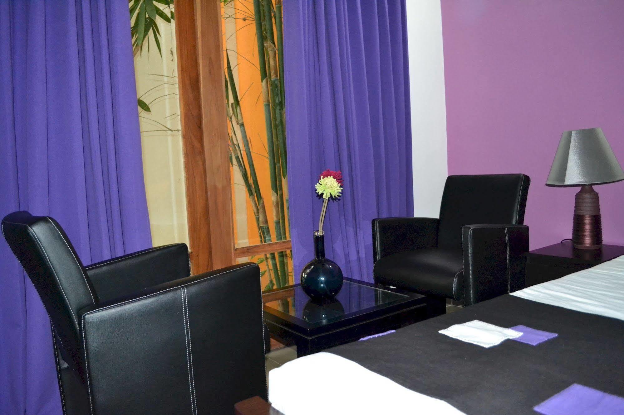 Oyo 437 Amali Residence Nugegoda Buitenkant foto