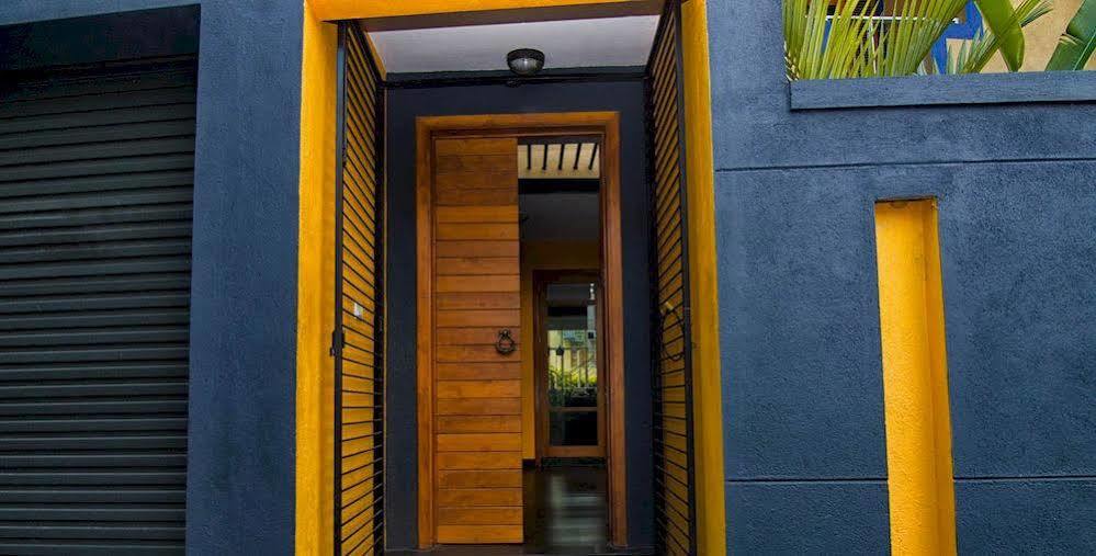 Oyo 437 Amali Residence Nugegoda Buitenkant foto