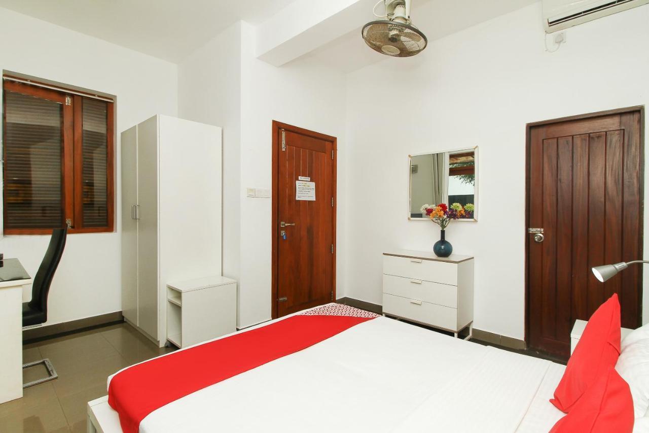Oyo 437 Amali Residence Nugegoda Buitenkant foto
